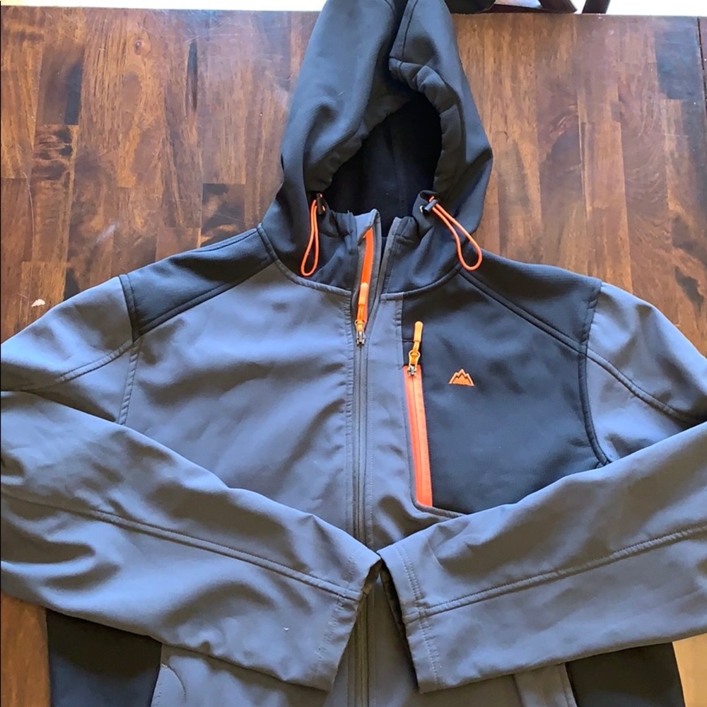 Lightweight jacket